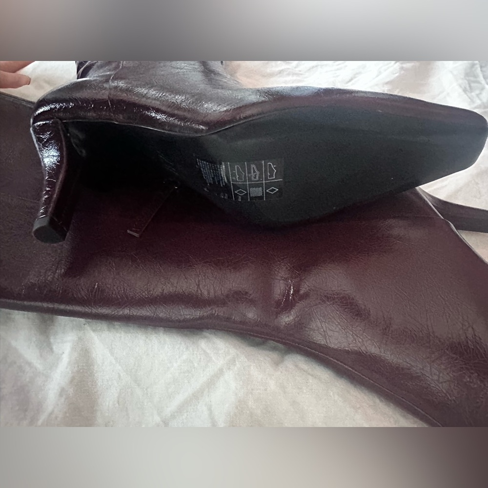 H&M Burgundy Knee-High Pointed Toe Heeled Boots – Slim Mid Heel – 37 – BNWt - Picture 13 of 13